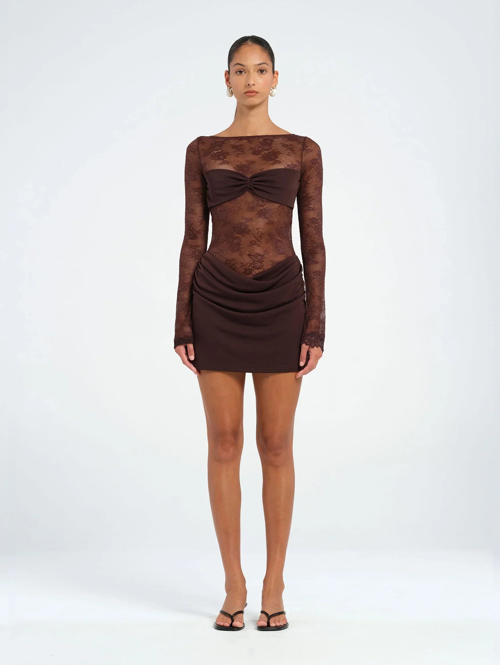 NEOMI | Elegante minivestido de encaje