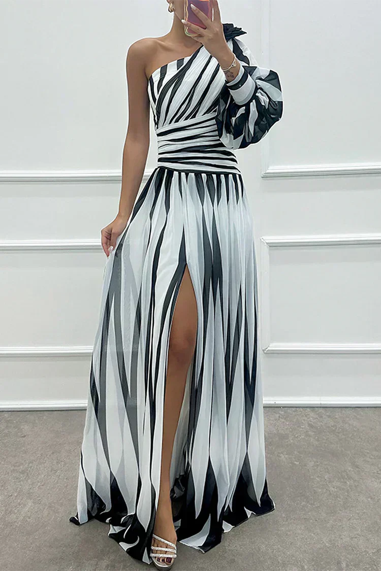 SHILOH | Elegante Vestido Maximalista de Un Hombro con Drapado y Abertura
