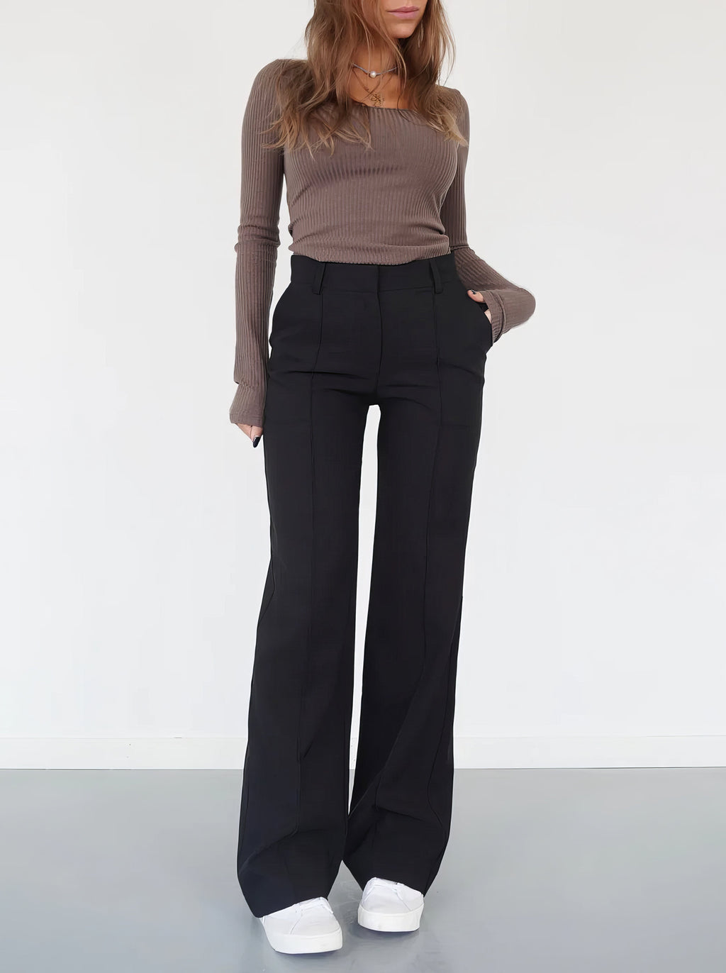 CHARLOTTE | Pantalones de campana modernos