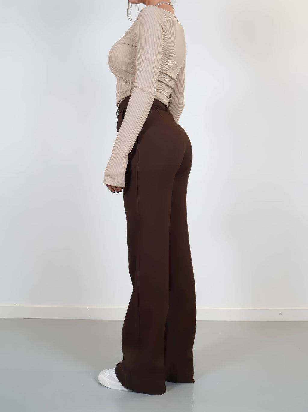 CHARLOTTE | Pantalones de campana modernos