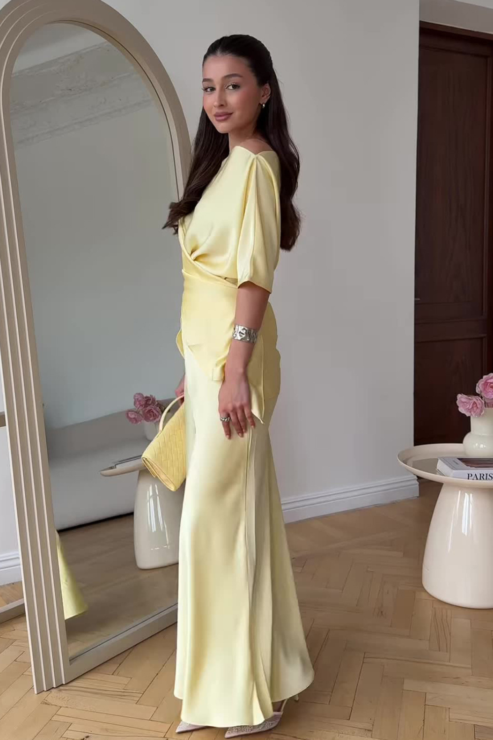 MELISA | Elegante Vestido de Satén Drapado