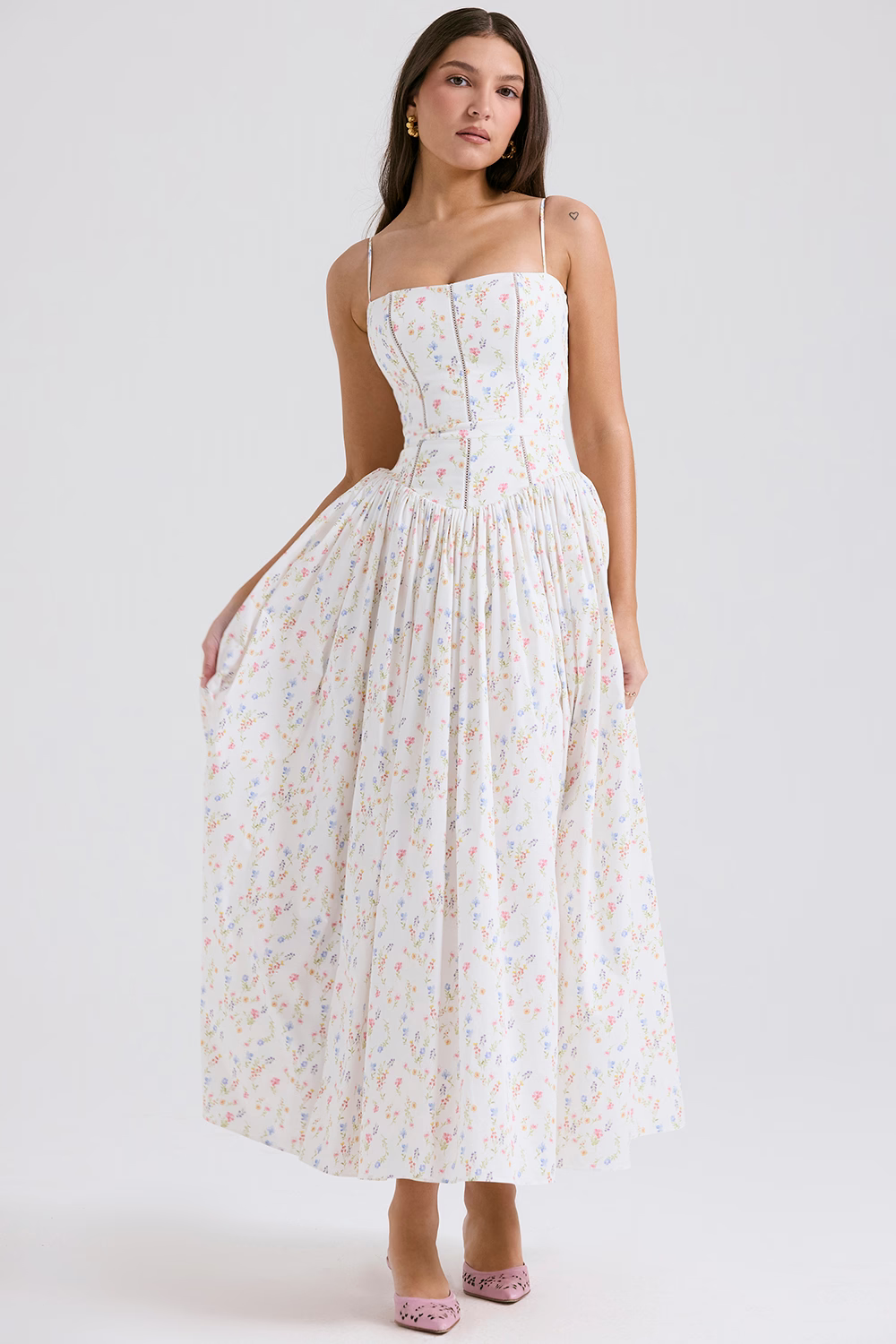 LARINA | Chic vestido midi con corsé y estampado floral