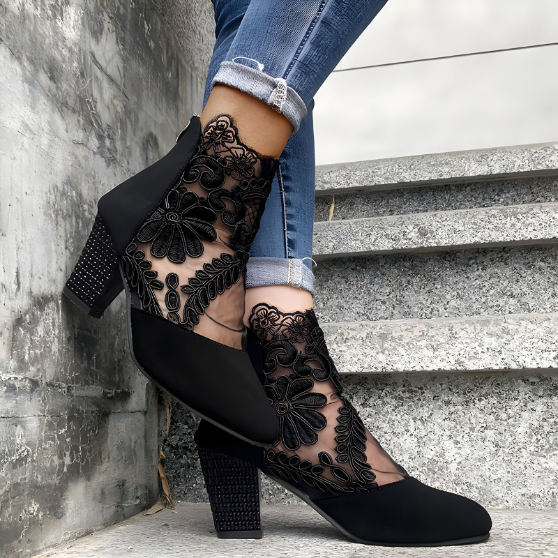 NORA | Elegantes tacones de encaje