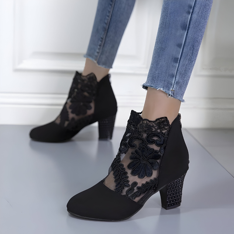 NORA | Elegantes tacones de encaje