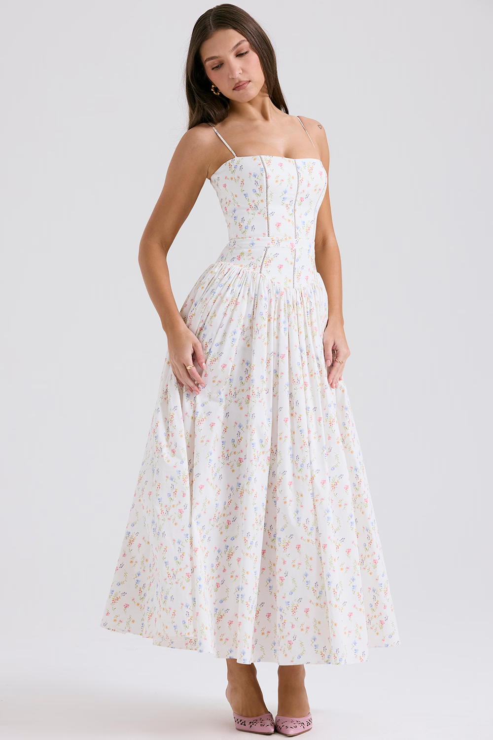LARINA | Chic vestido midi con corsé y estampado floral