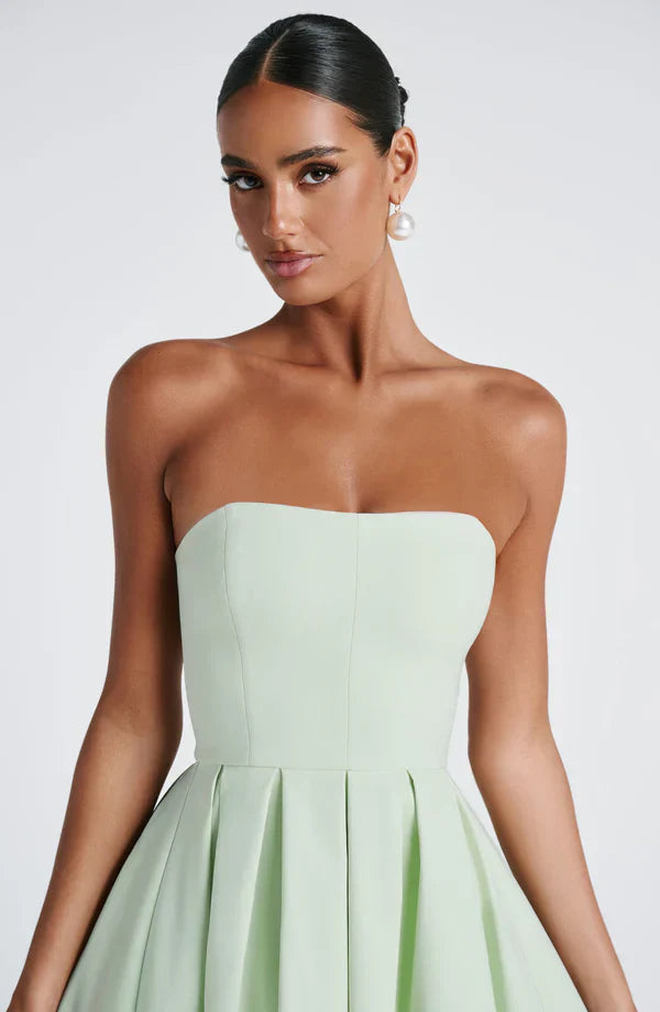 LAILA-MARIE | Vestido midi Curve Torch