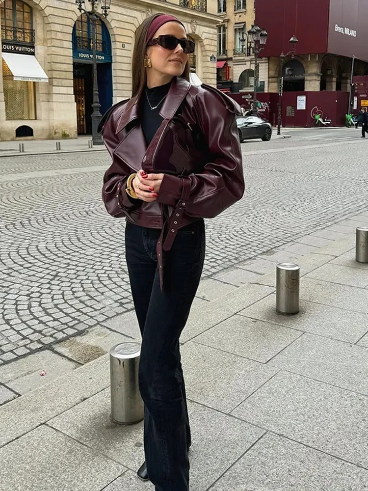 LINA - Chaqueta de cuero estilosa