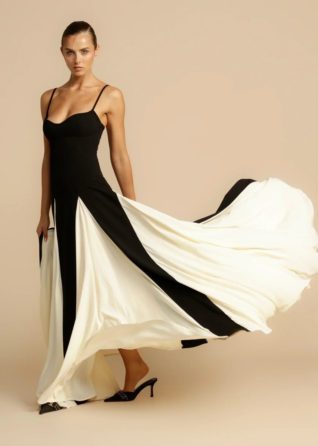 NATALIE | Vestido Maximalista Fluido