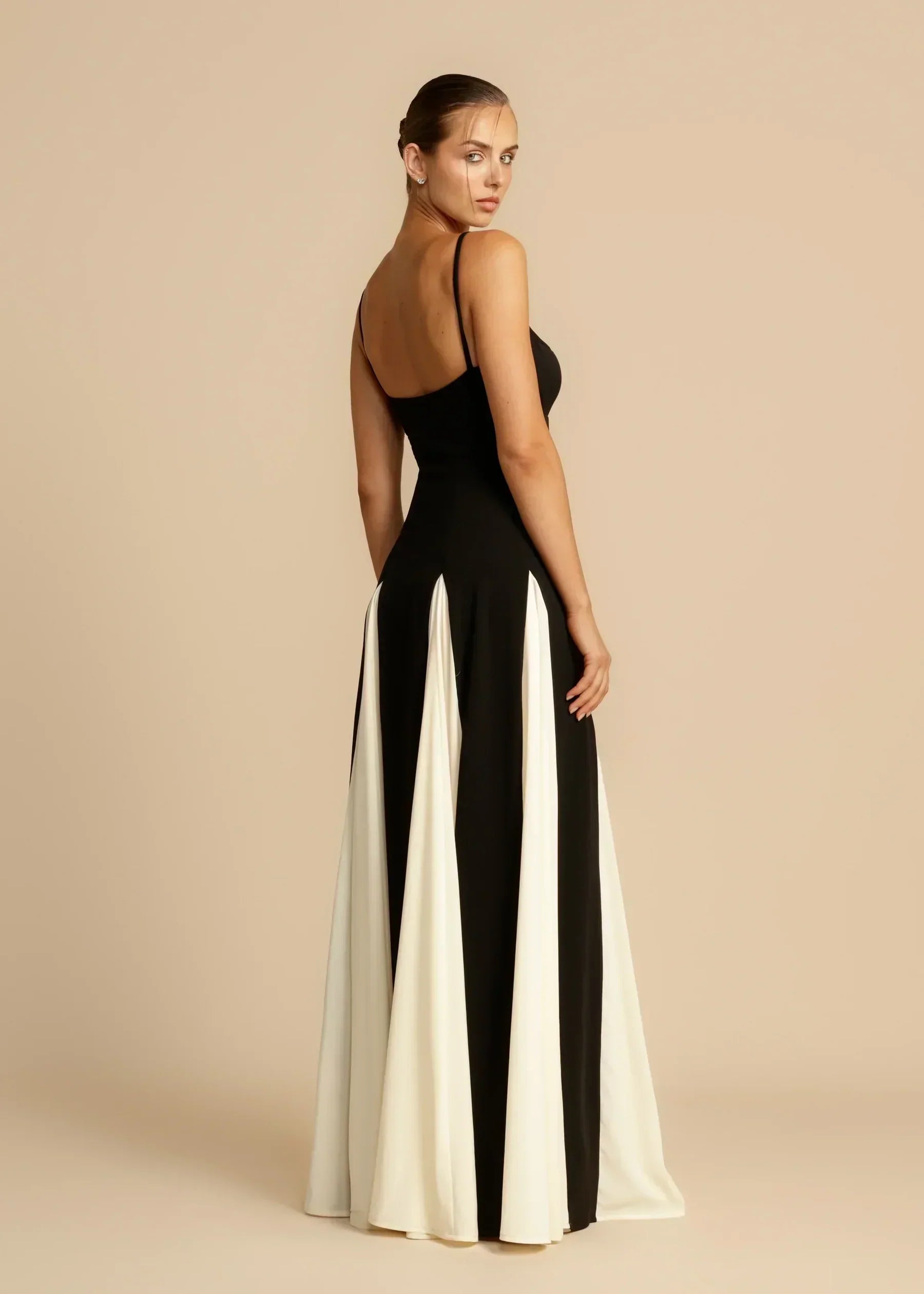 NATALIE | Vestido Maximalista Fluido