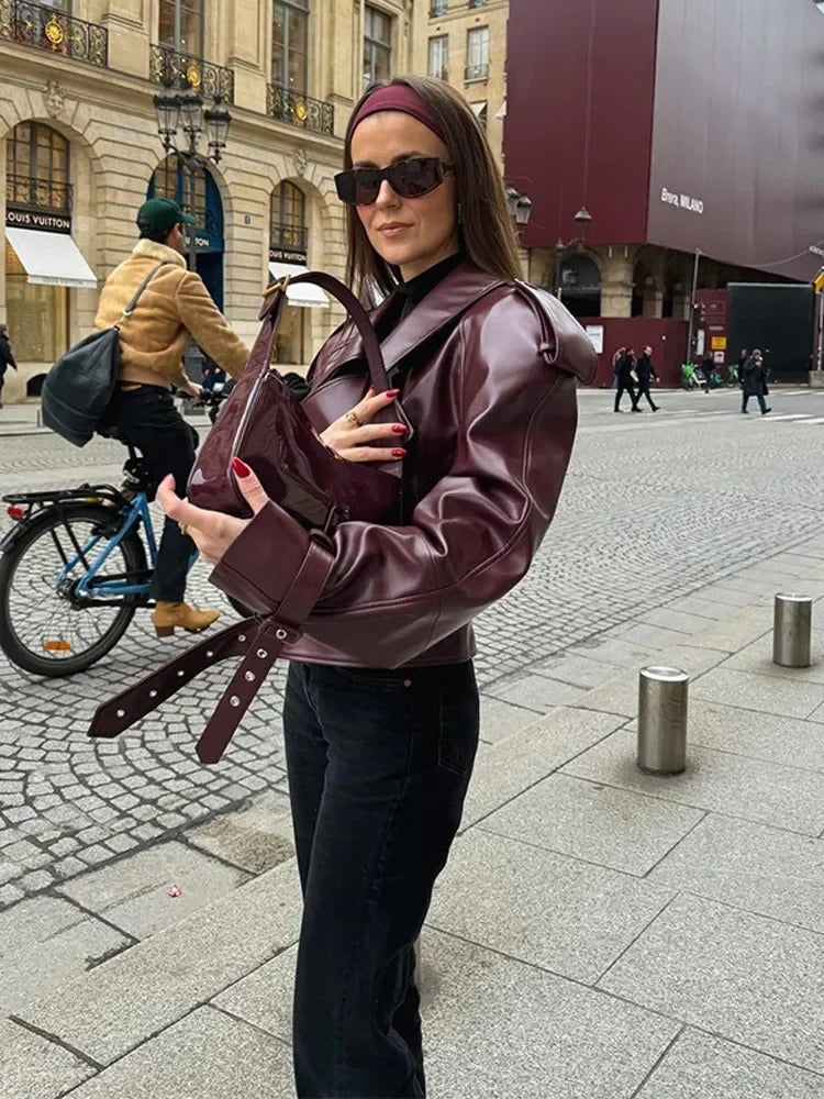 LINA - Chaqueta de cuero estilosa