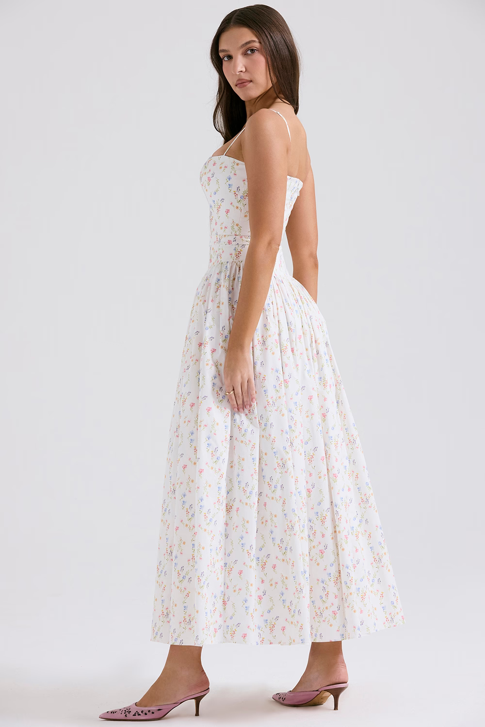 LARINA | Chic vestido midi con corsé y estampado floral