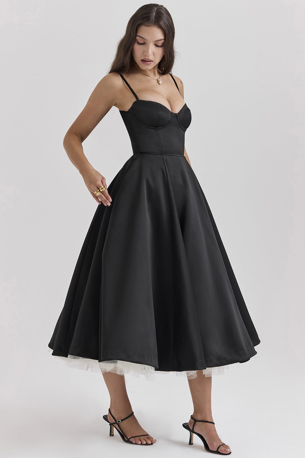 YLIANA | Romántico vestido midi de verano