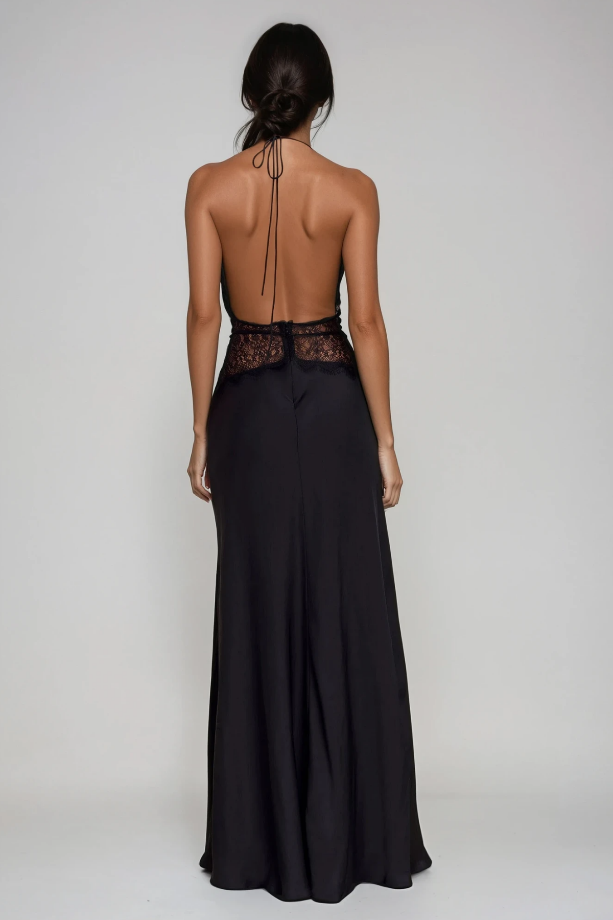 SELINA | Vestido Maximalista Estiloso con Cintura Transparente