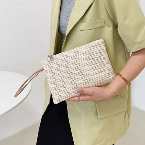 Cartera de Embrague de Paja Elegante