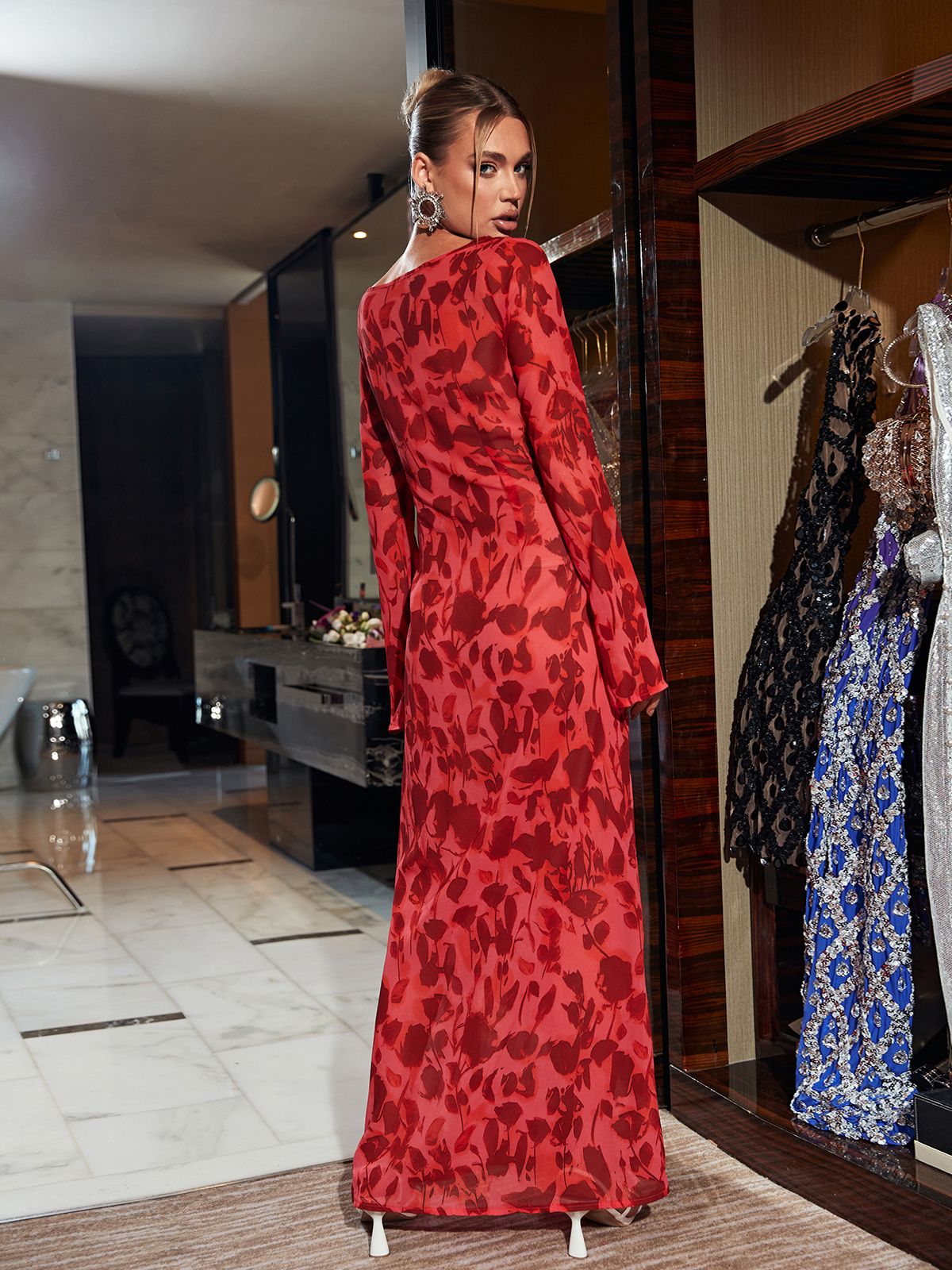 URSZULA – Vestido maxi de rosas