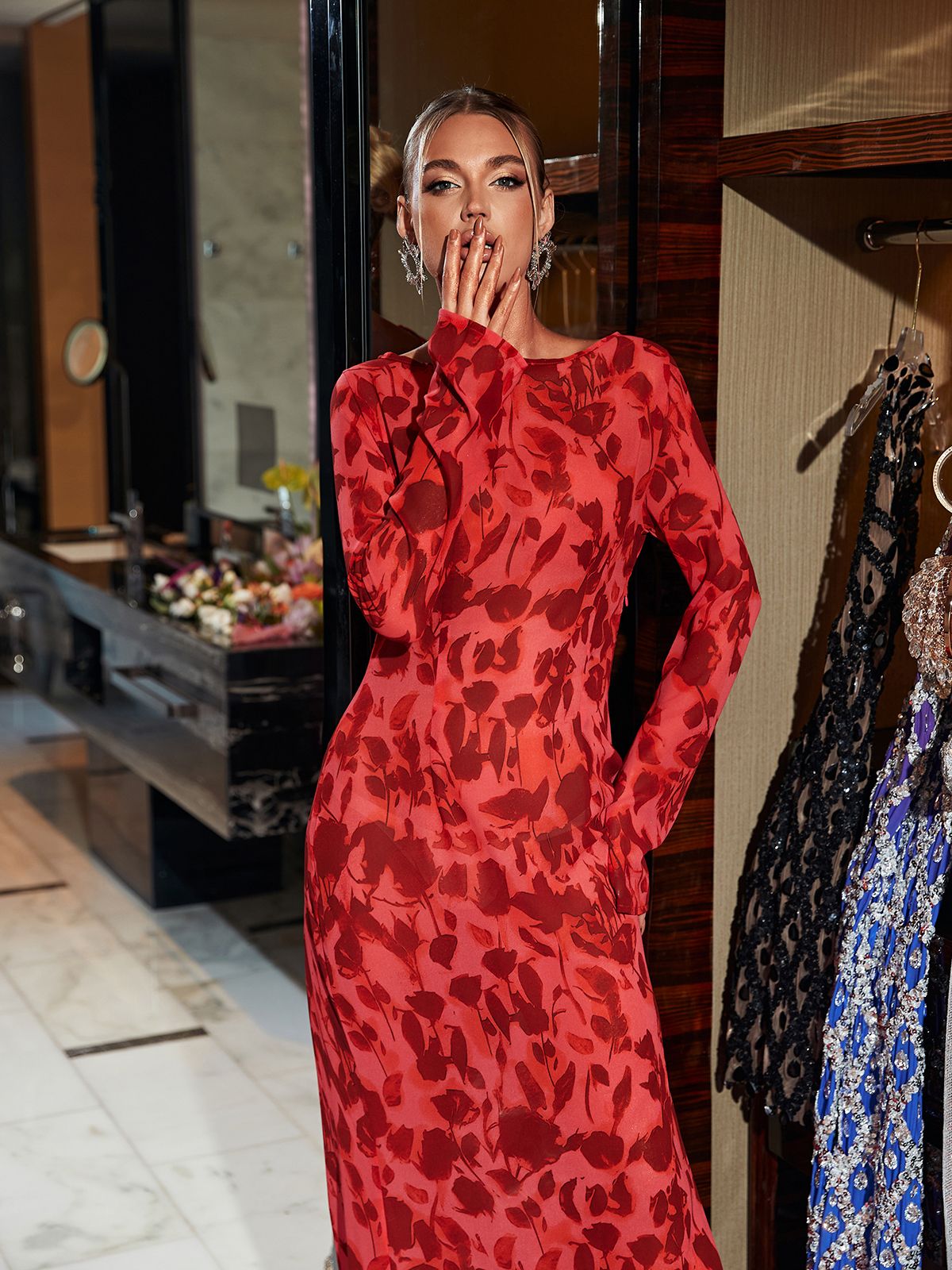 URSZULA – Vestido maxi de rosas