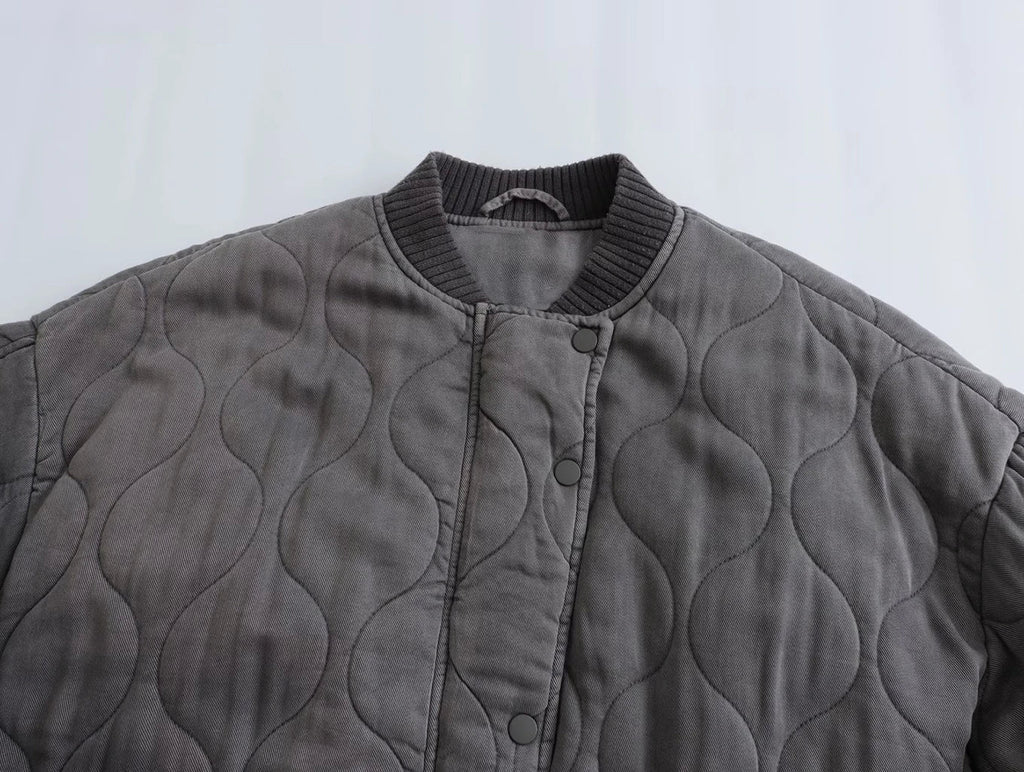 MALIN | Chaqueta bomber minimalista