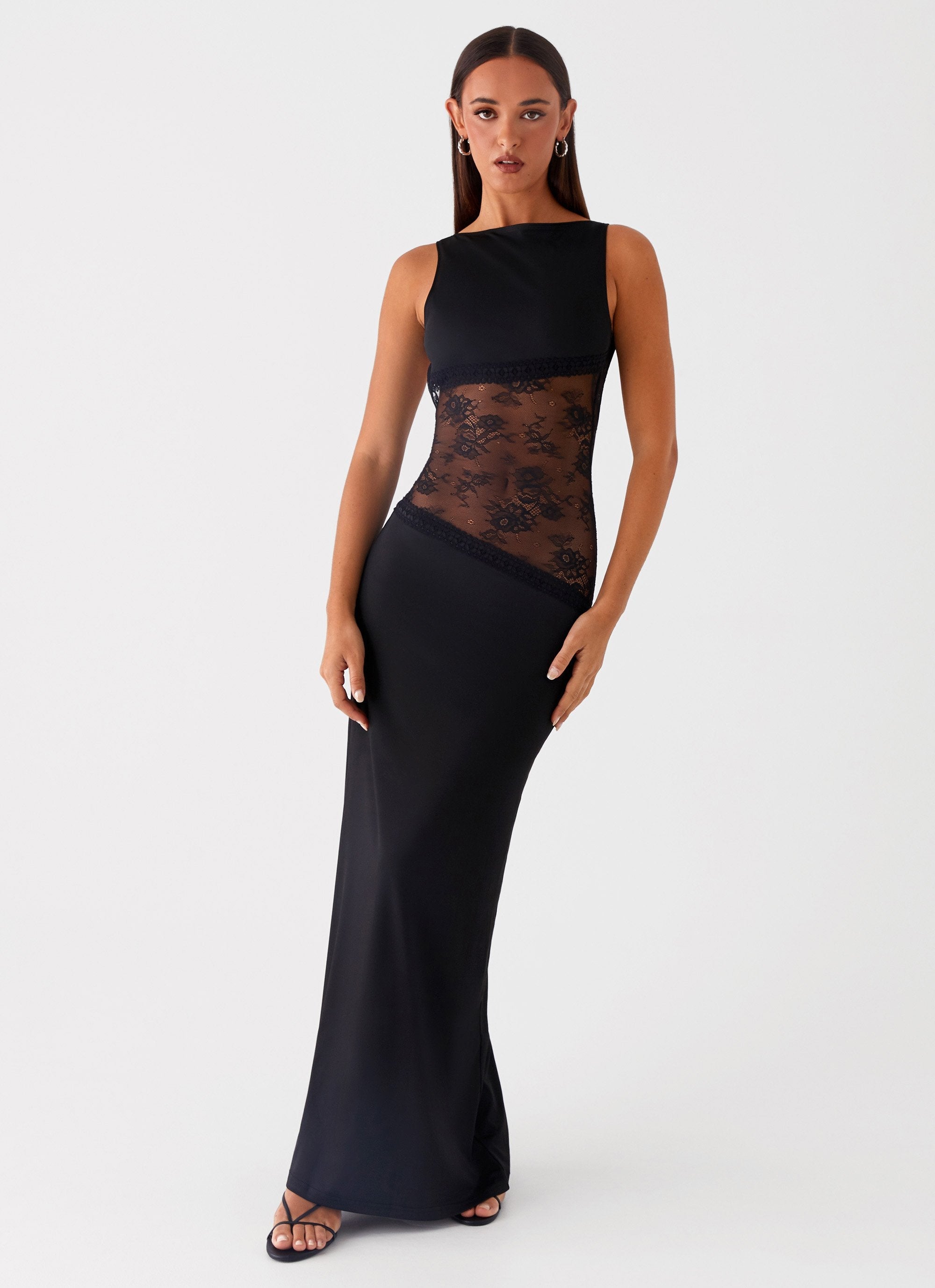 SELENA | Elegante con cortes