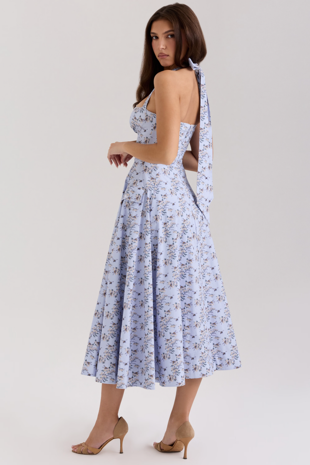 AMILIA | Midi Acampanado