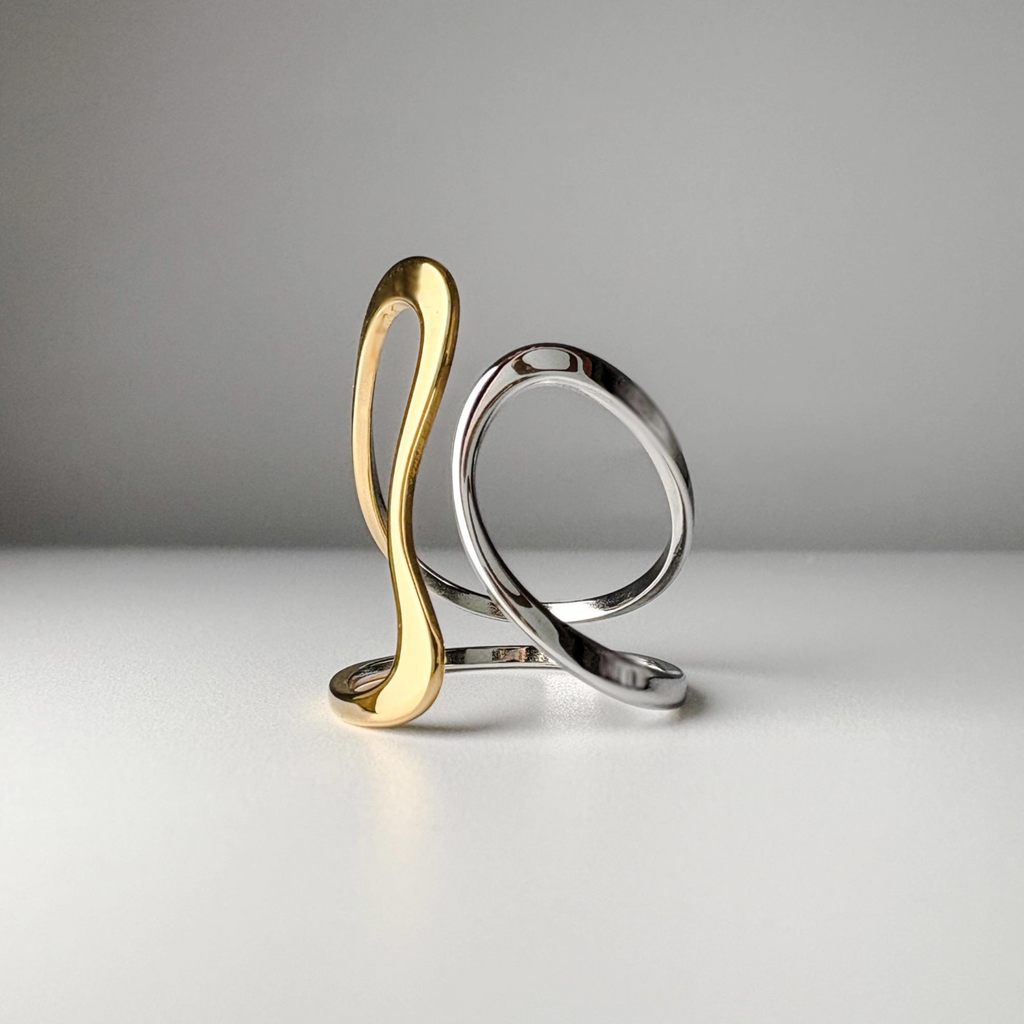 Two Tone Wavy Ring