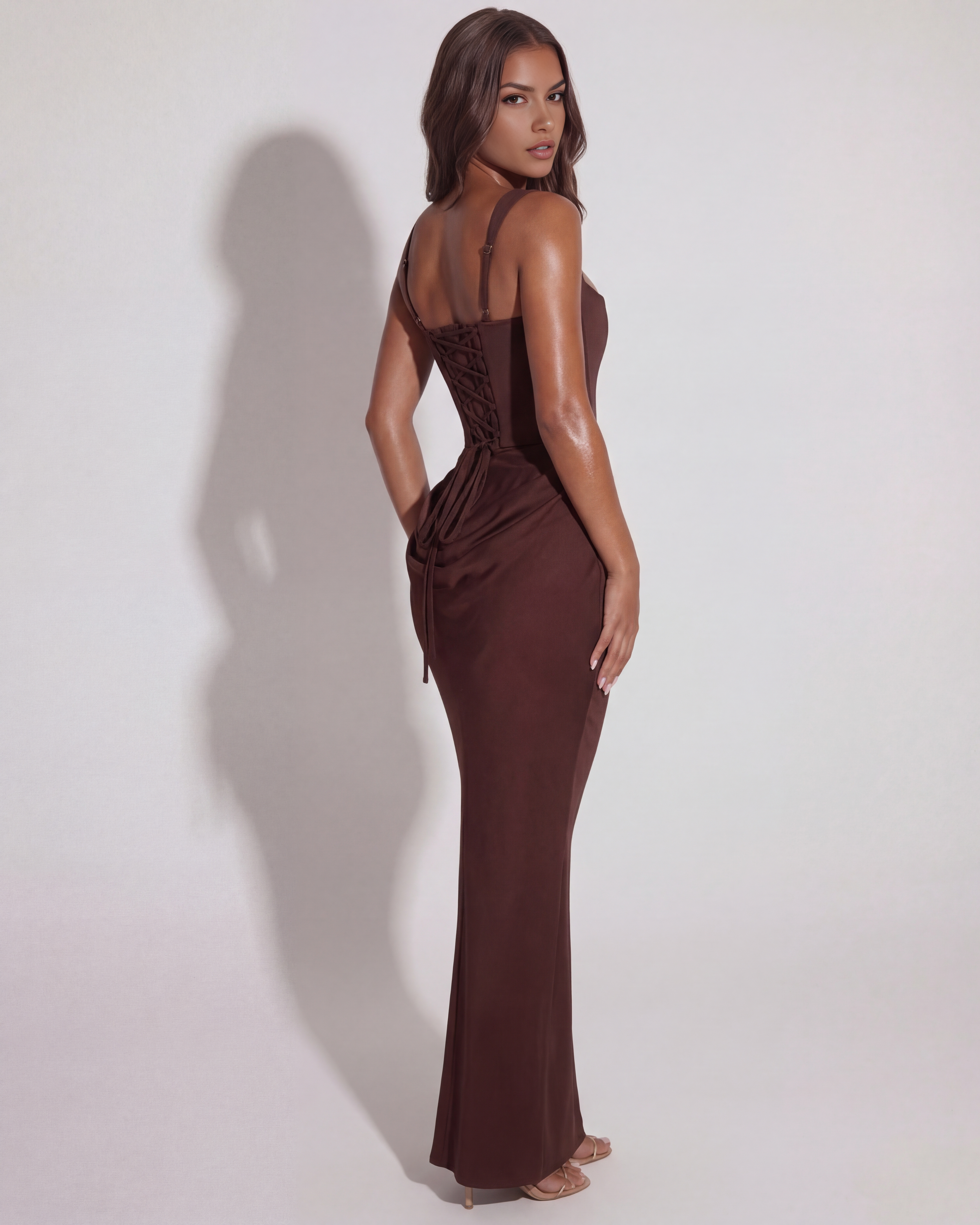 ELEONORA | Vestido Maximalista Minimalista Atemporal