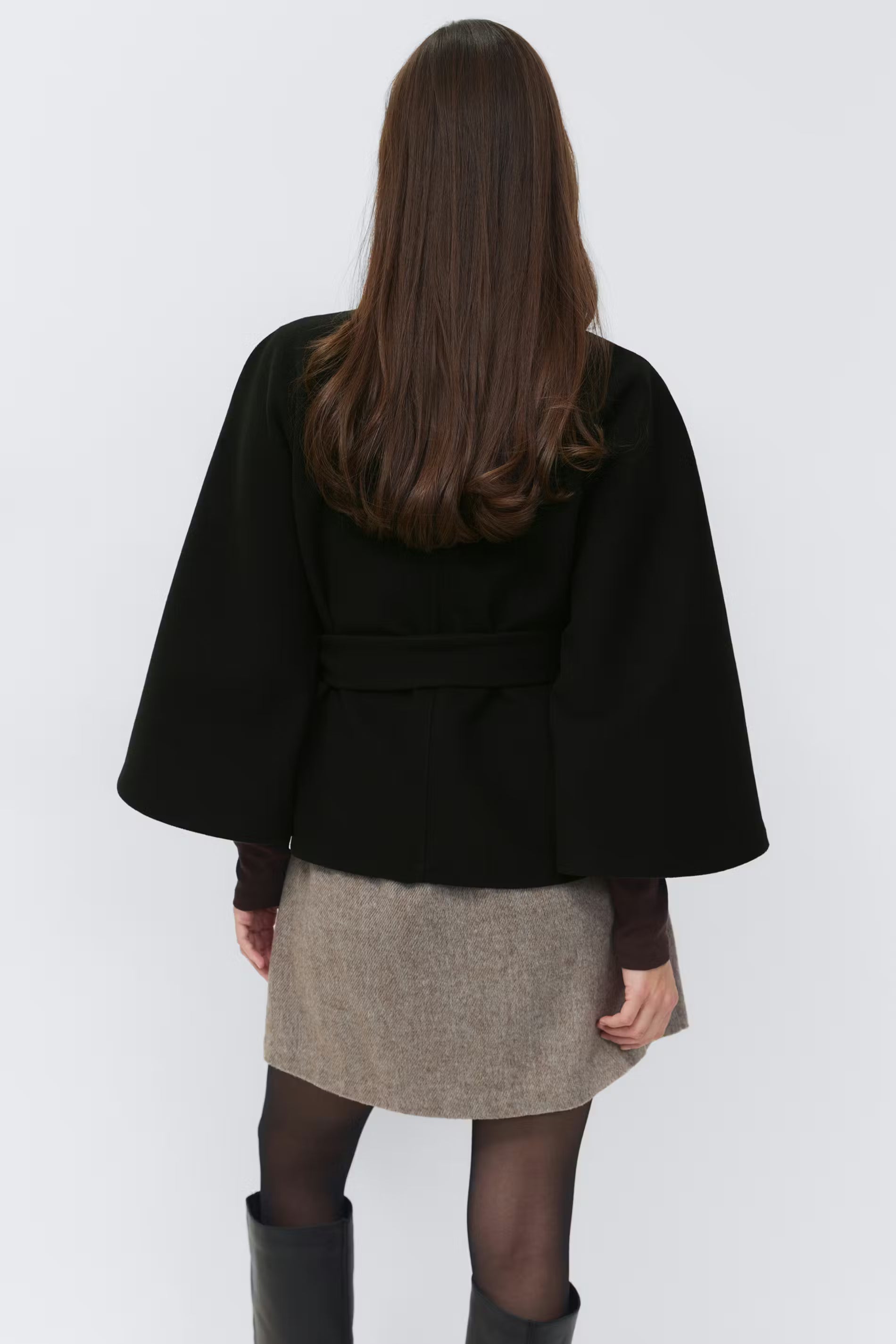 LISA | Chaqueta Capa con Cinturón