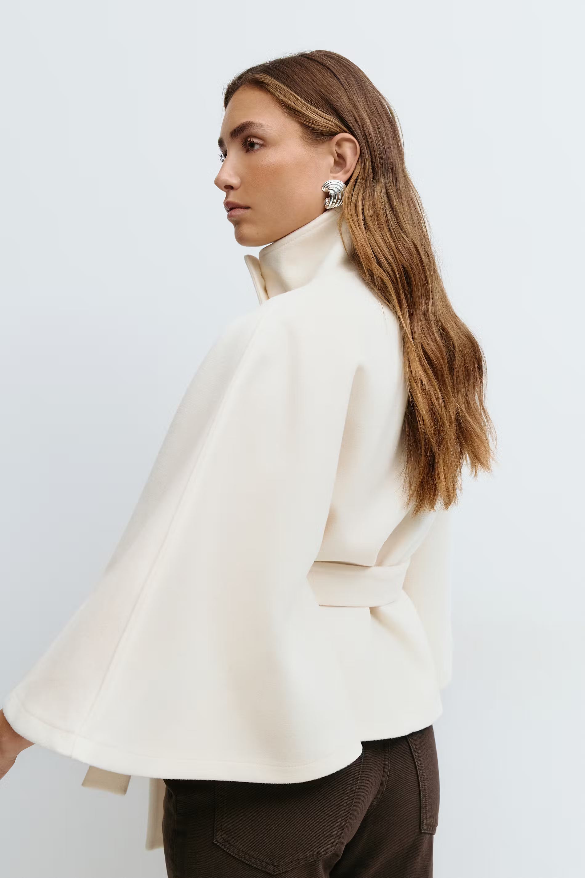 LISA | Chaqueta Capa con Cinturón