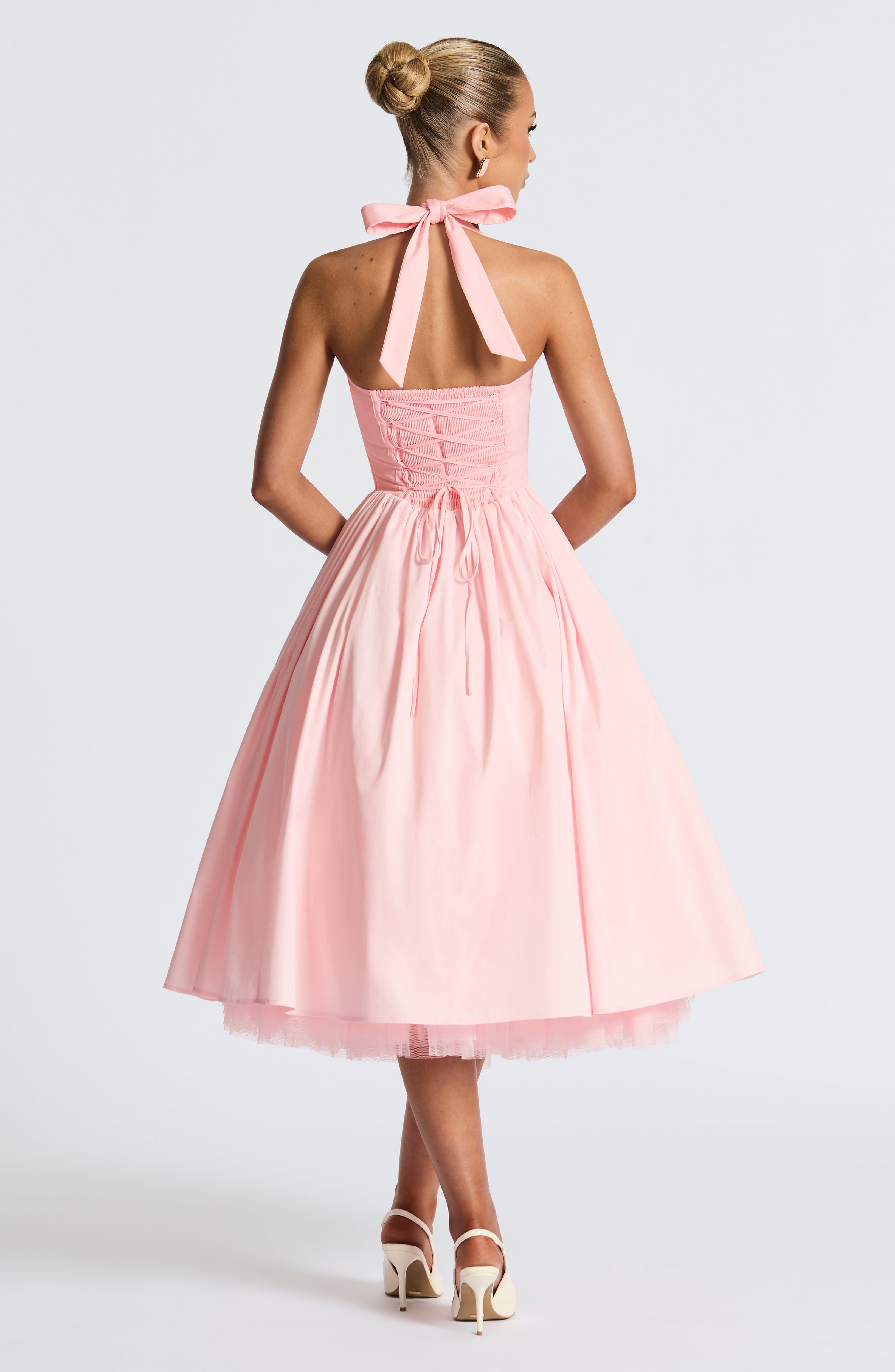 TESSA | Vestido midi con tirantes inspirado en lo vintage
