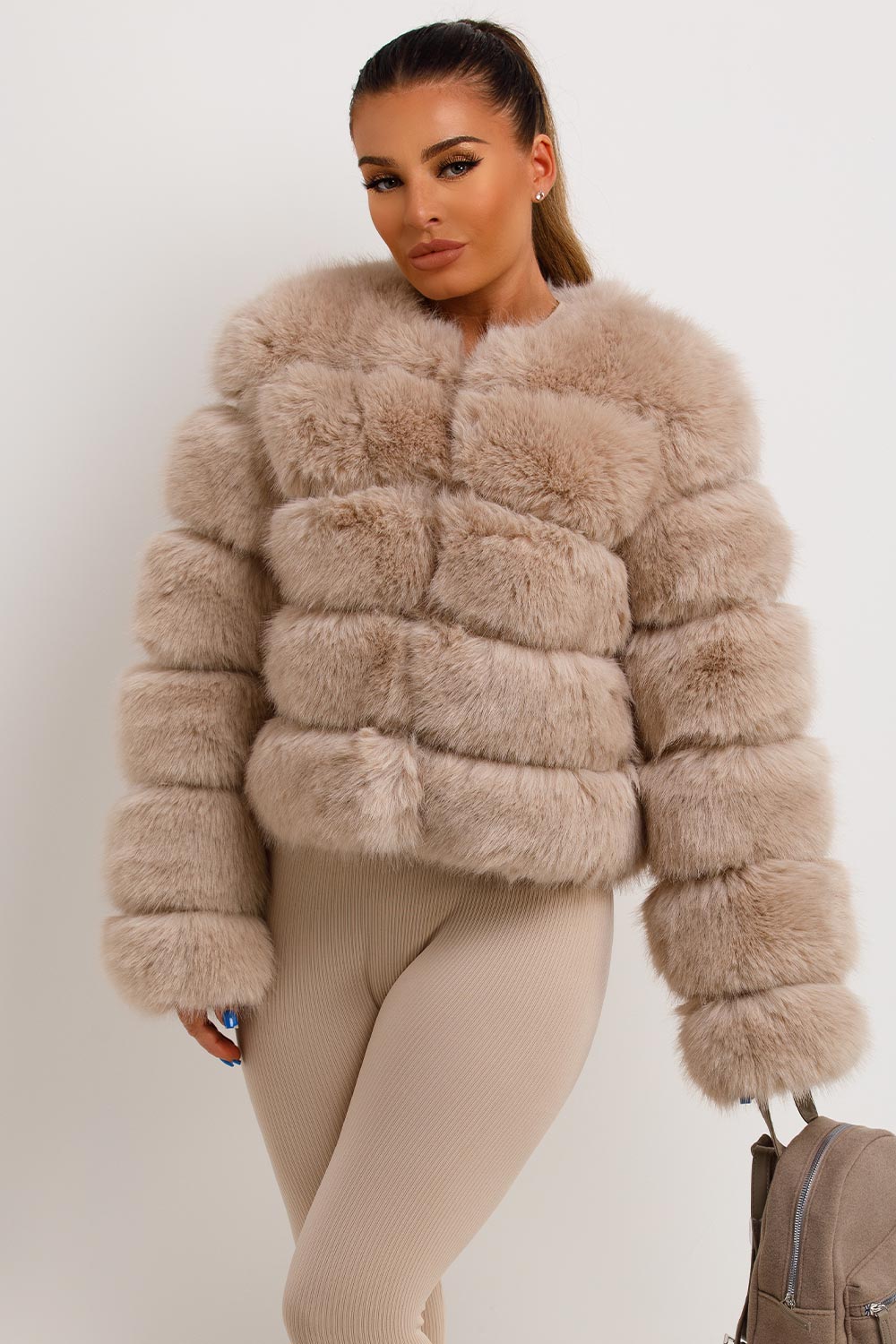 ROSIE | Glamourosa Chaqueta de Piel Sintética