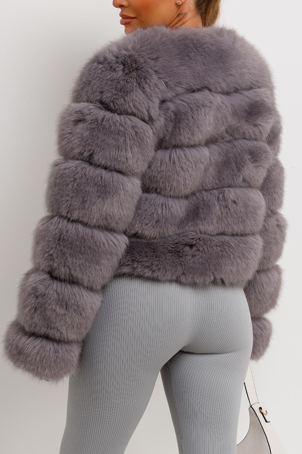 ROSIE | Glamourosa Chaqueta de Piel Sintética