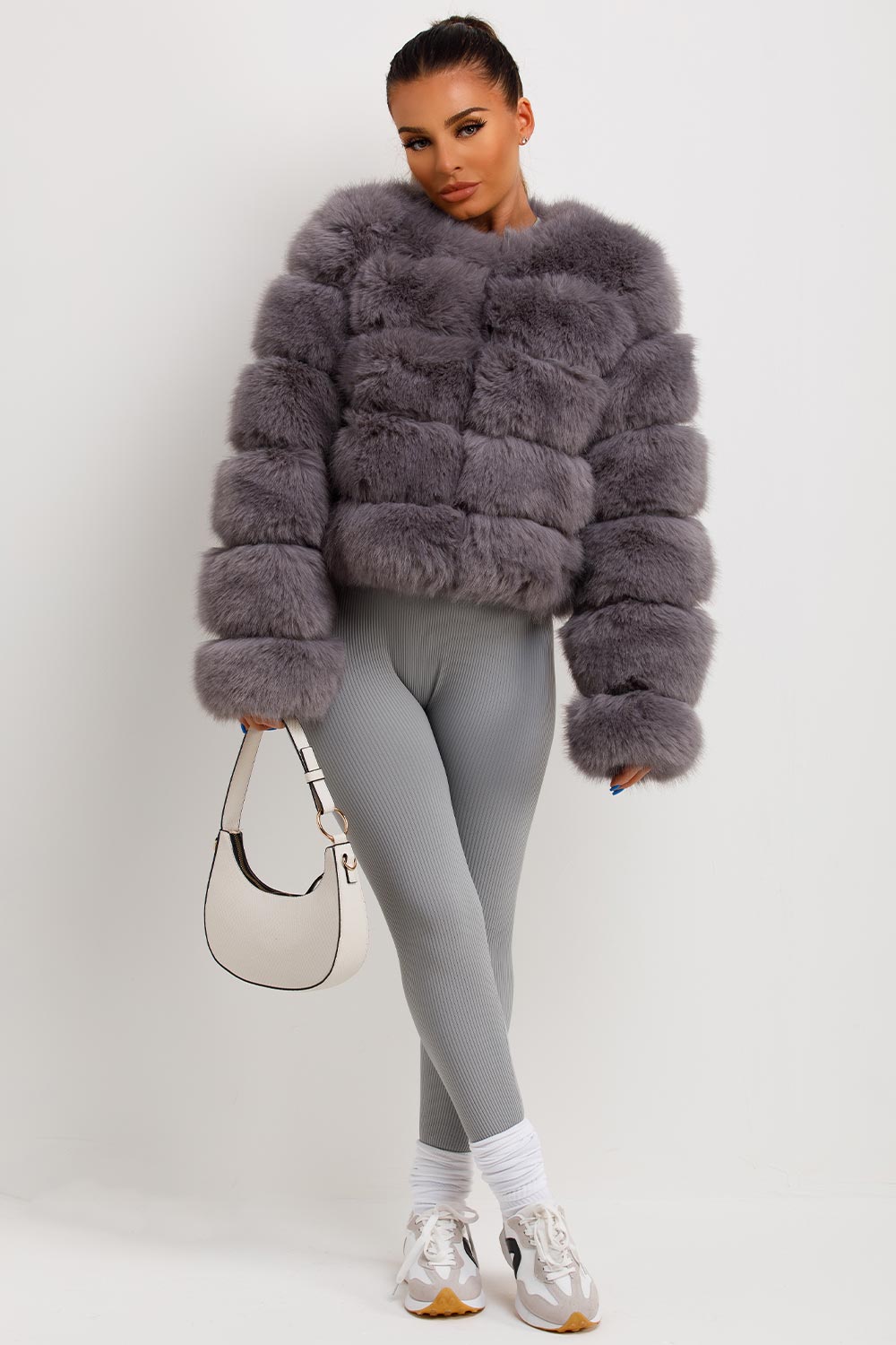 ROSIE | Glamourosa Chaqueta de Piel Sintética