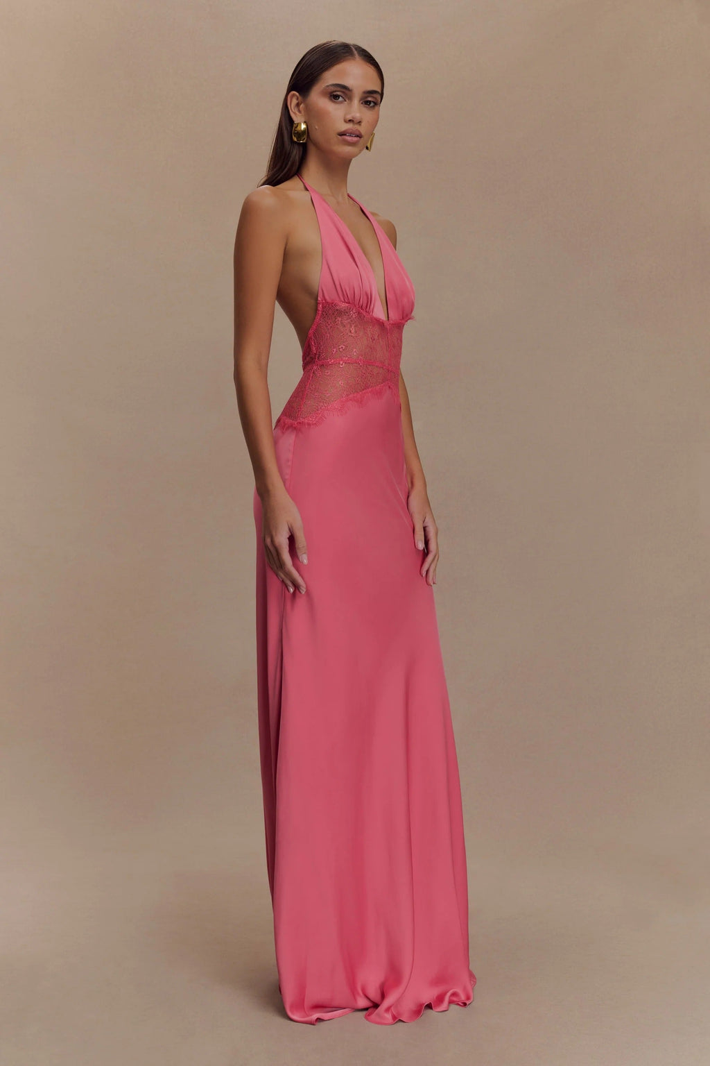 SELINA | Vestido Maximalista Estiloso con Cintura Transparente