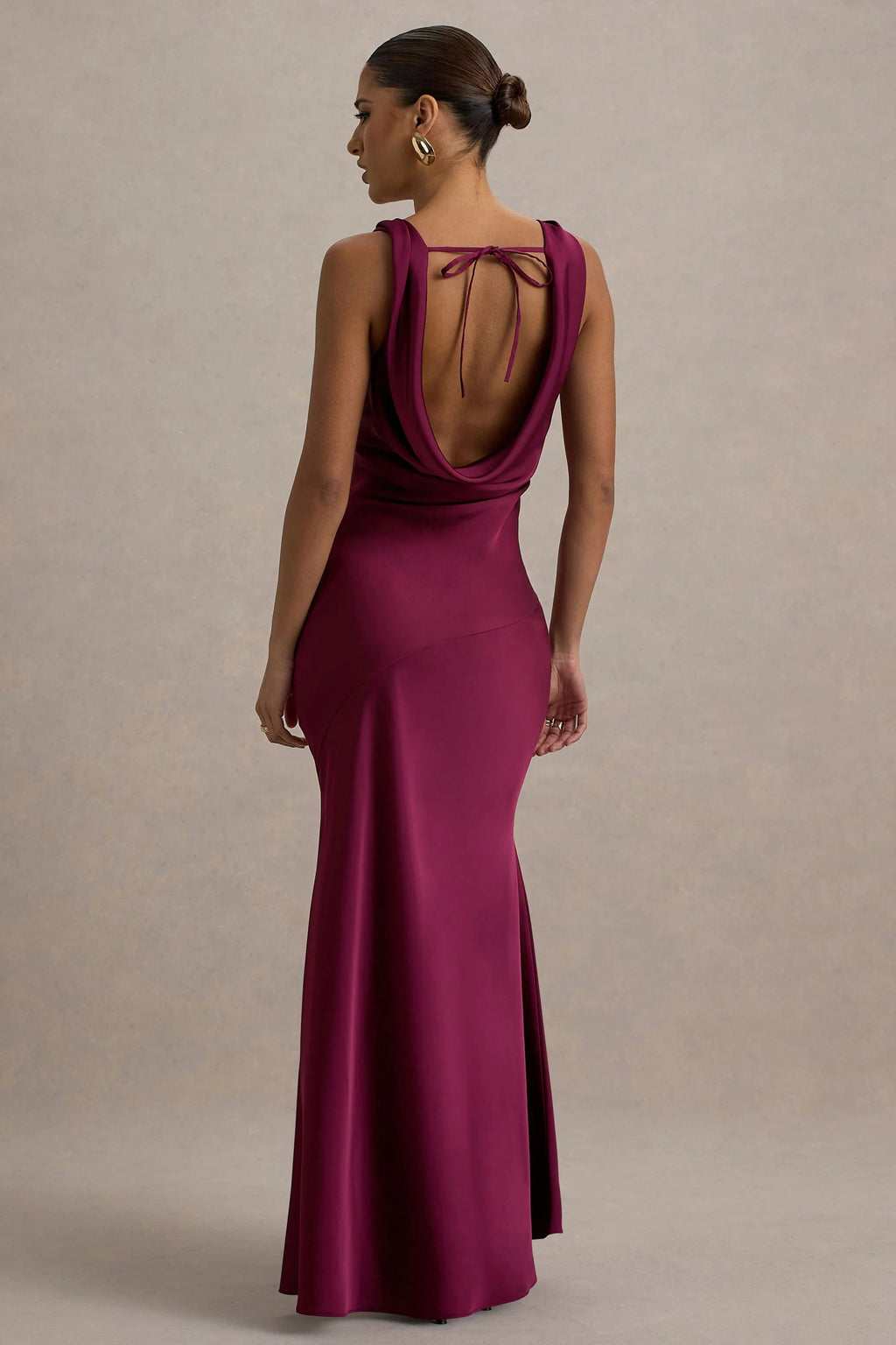 LENA | Vestido Maxí minimalista con escote drapeado