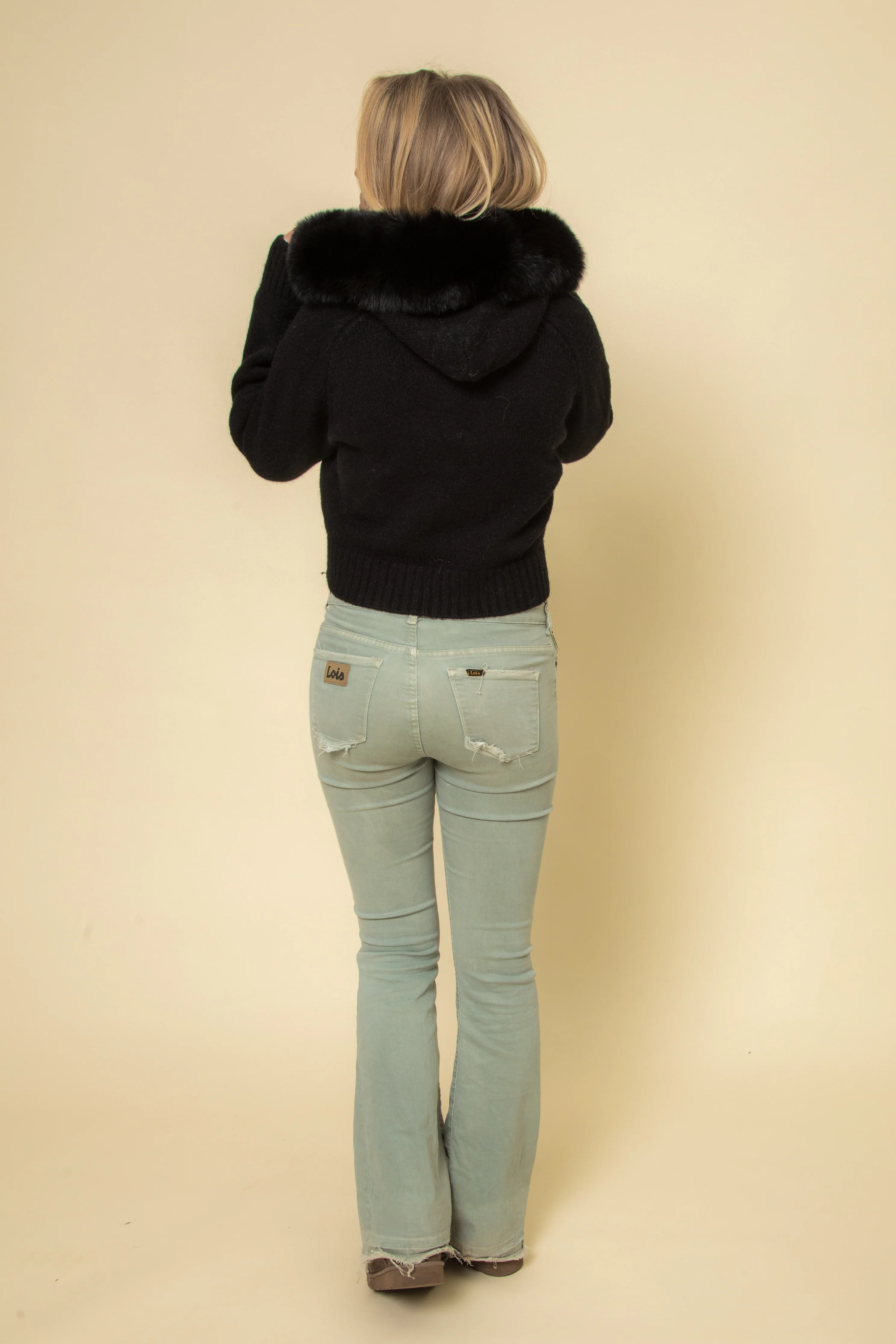 GLENDA | Elegante chaqueta de punto con capucha y cuello de piel