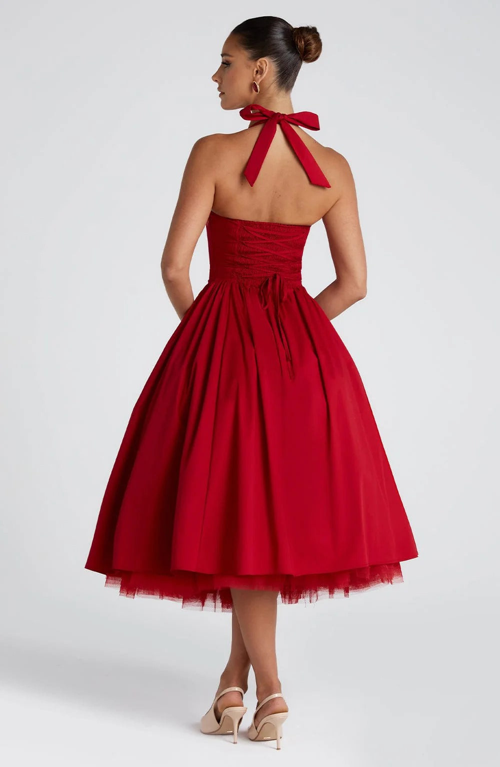 TESSA | Vestido midi con tirantes inspirado en lo vintage