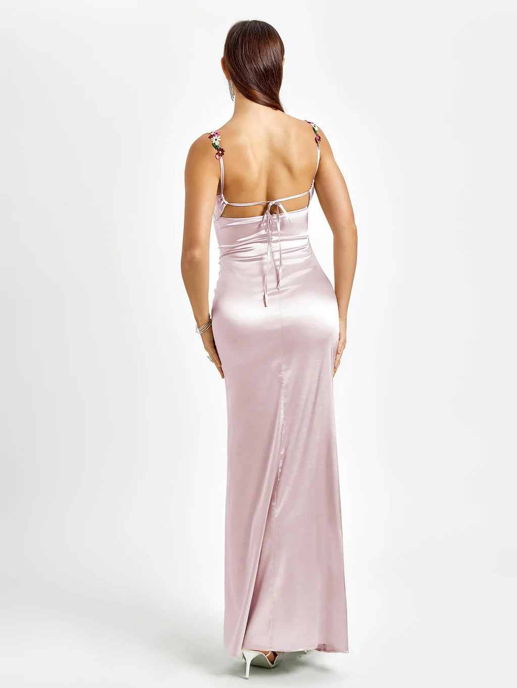 SARAH | Maxivestido de satén adornado