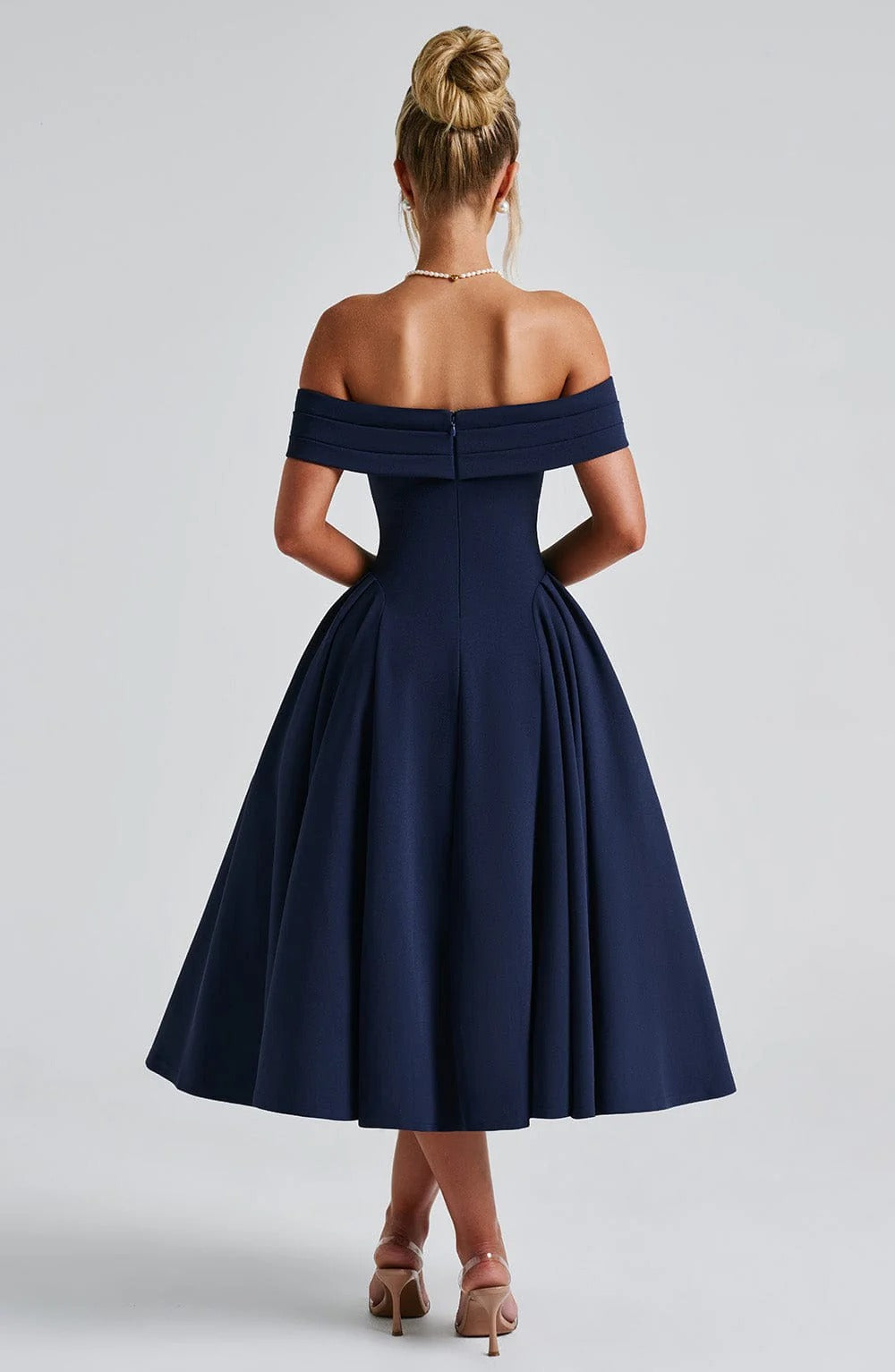 ELENA | Vestido Midi Estiloso Off-Shoulder