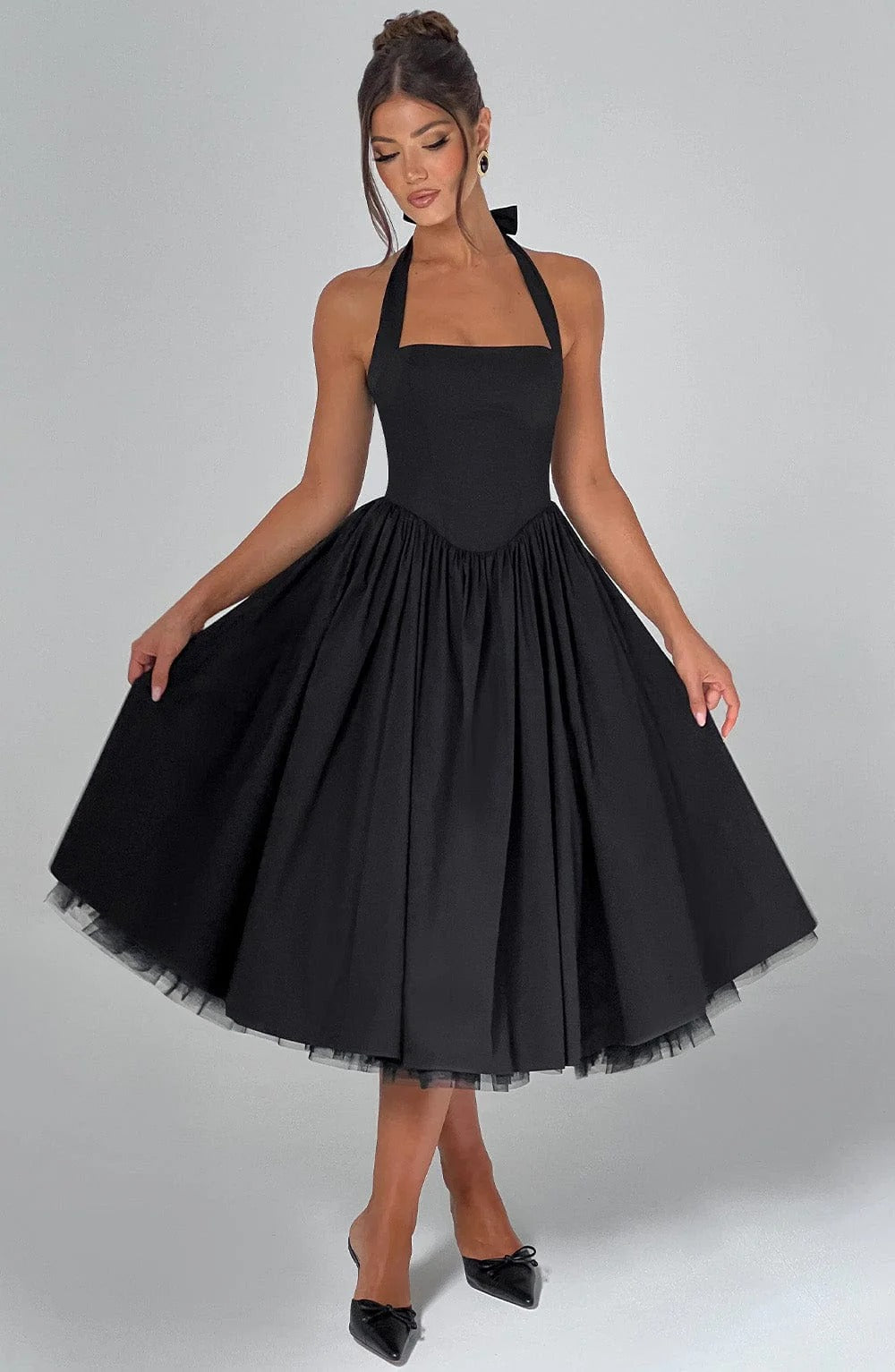 TESSA | Vestido midi con tirantes inspirado en lo vintage