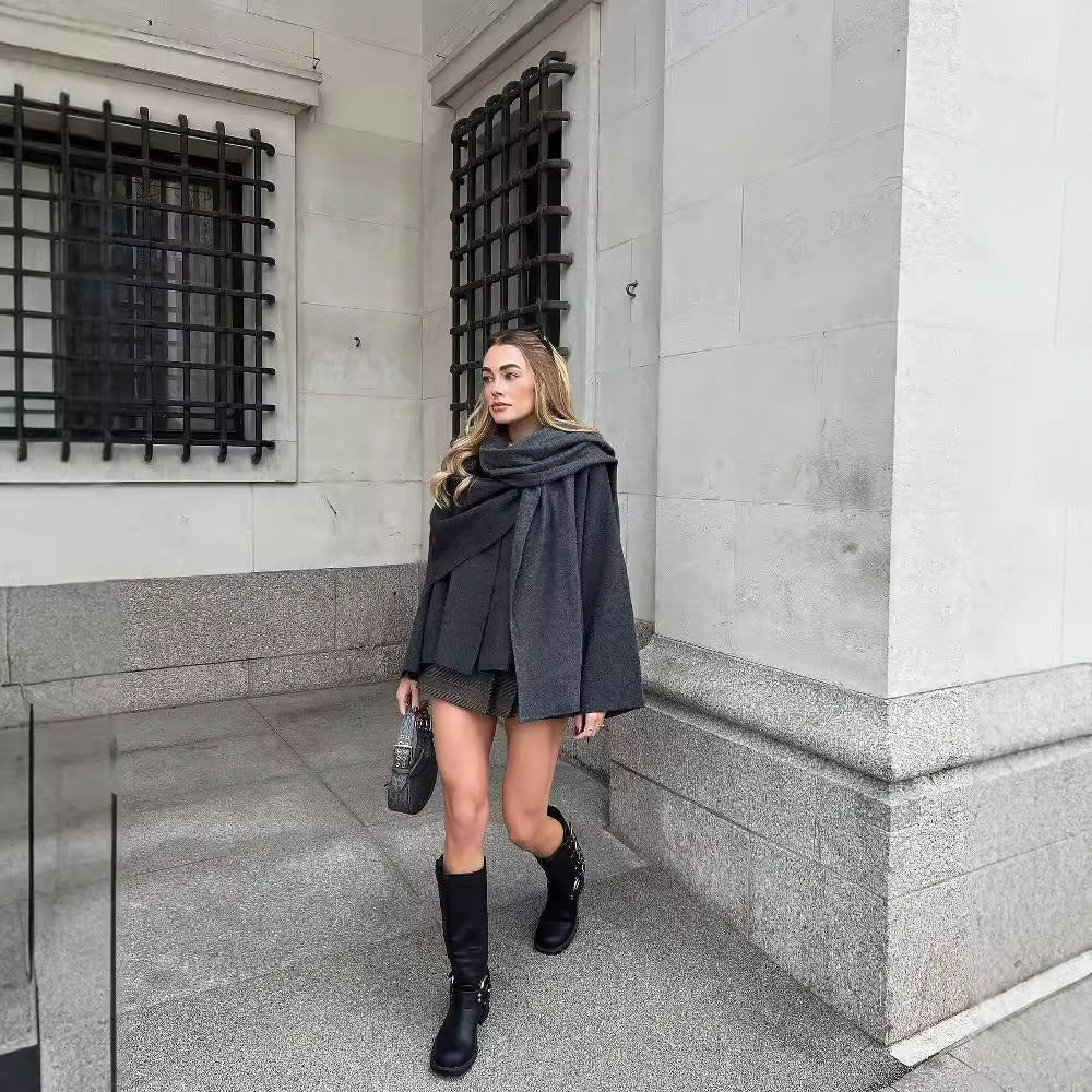 GRETA | Elegante abrigo con pañuelo
