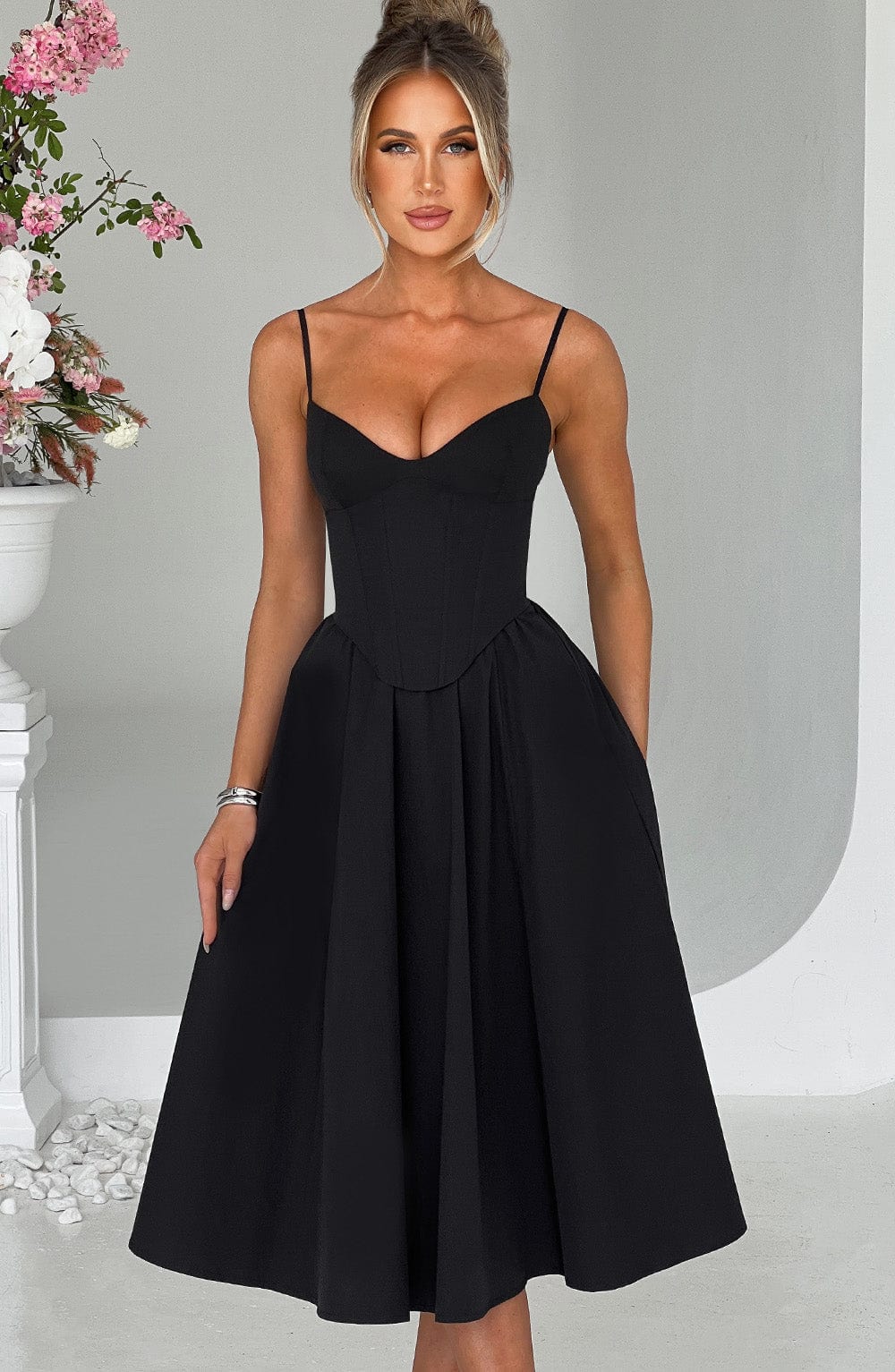 MAILEEN | Elegante vestido midi estilo corsé