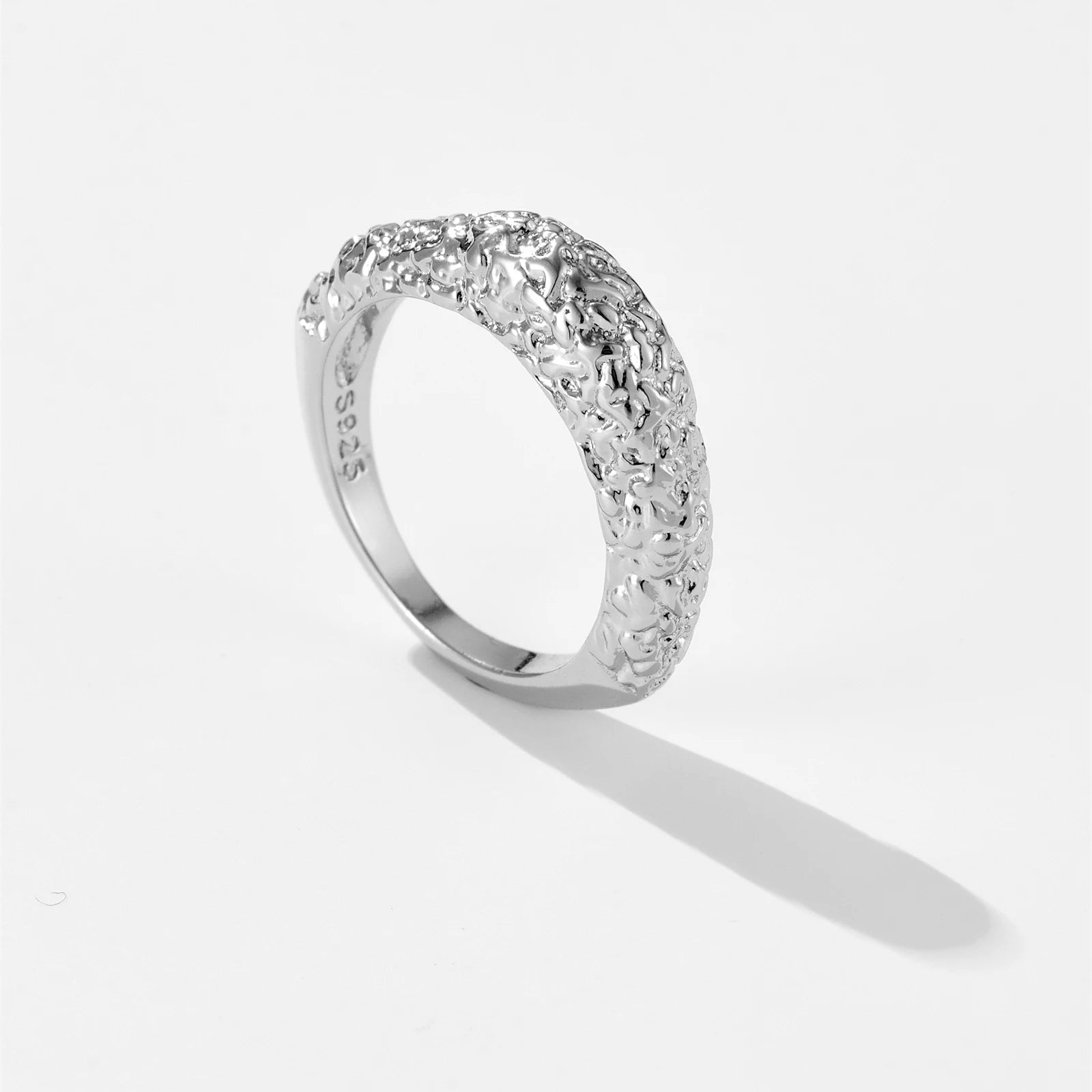 Anillo Minerva