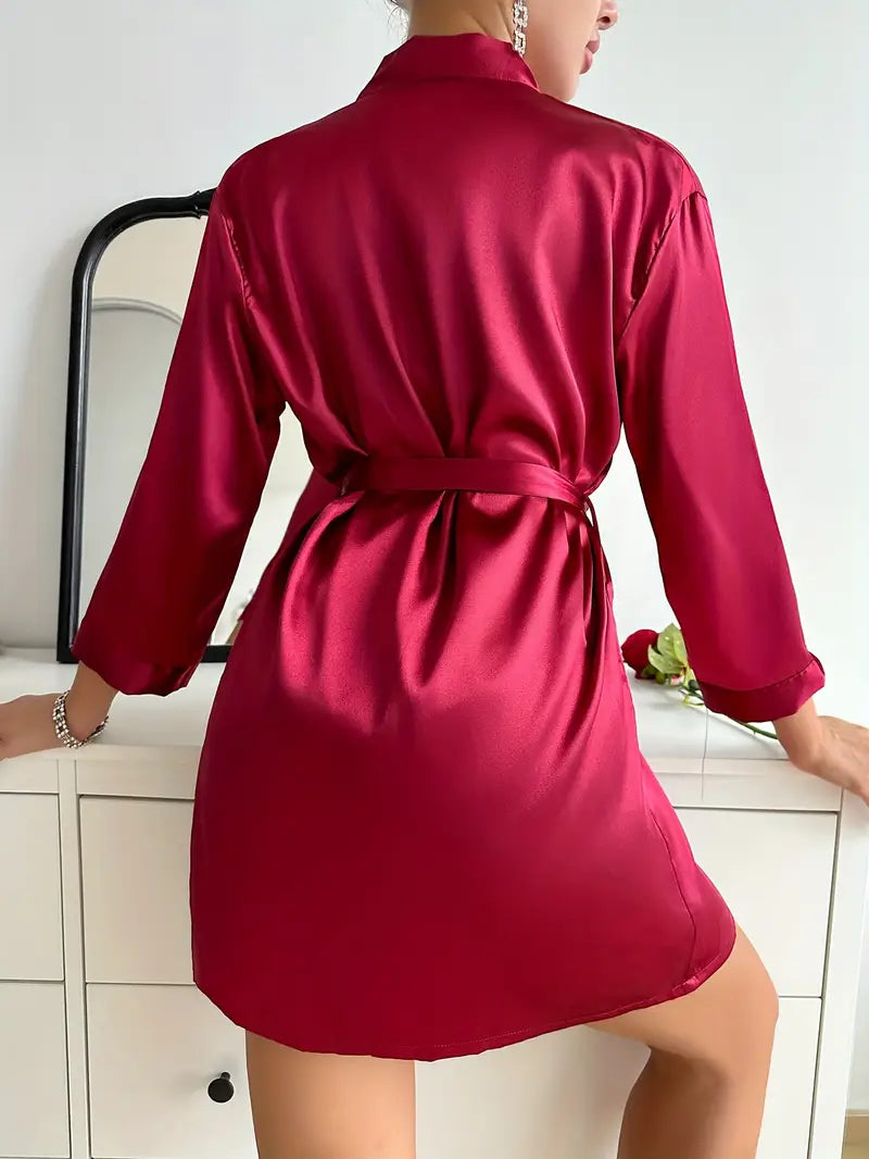 VALERIA – Conjunto de satén con kimono y camisón de encaje ✨